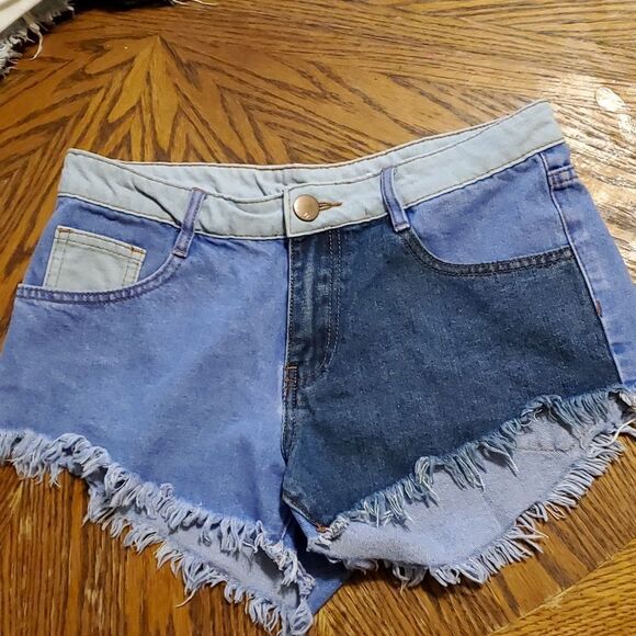Frayed Midrise  two light and dark Denim Shorts 4 - Picture 1 of 7